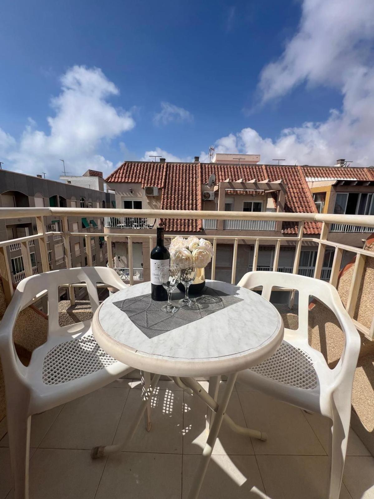 Holiday Apartment Torrevieja Exterior foto